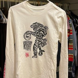 nike tiger long sleeve
